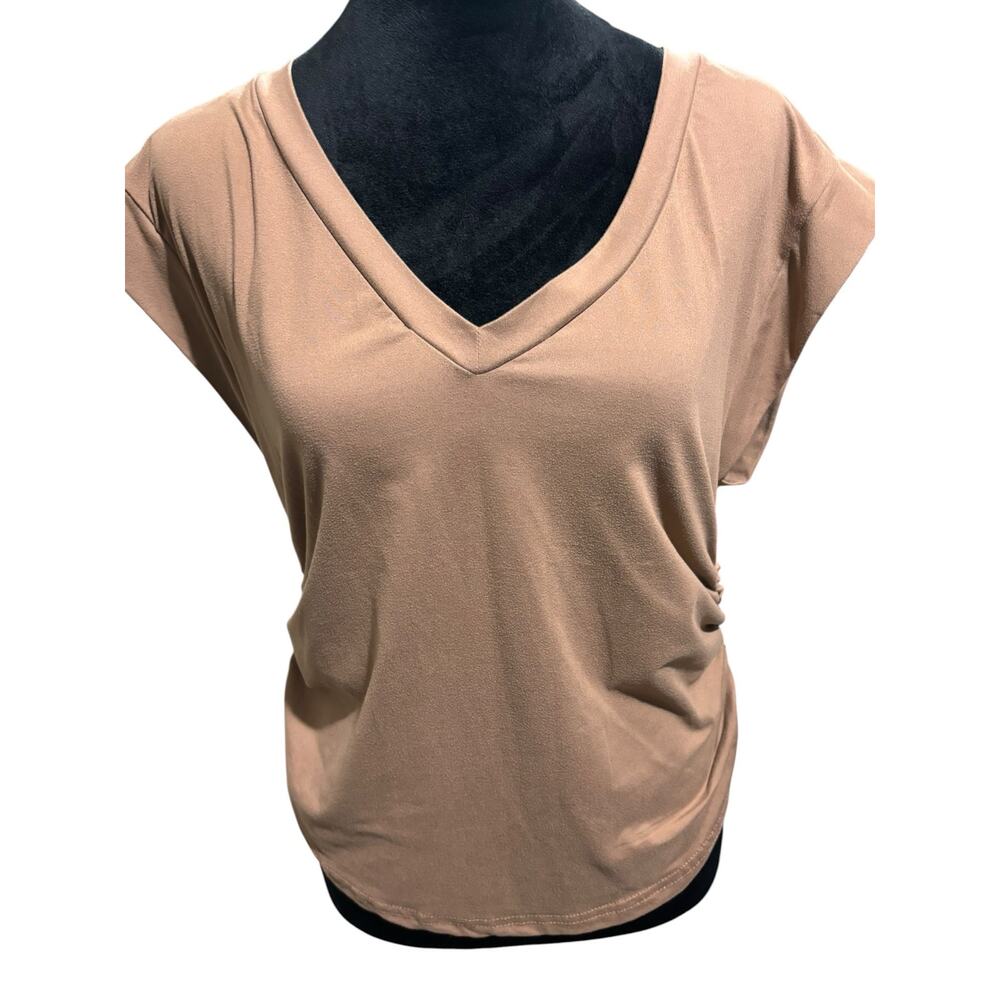 Beige V‑Neck‎ Ruched Short‑Sleeve Top – Size L – Classic Tee